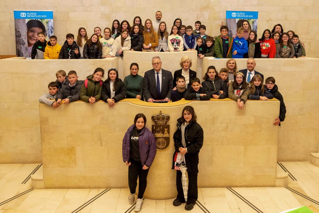 Pleno-infantil-Cantabria-Aldeas-Infantiles