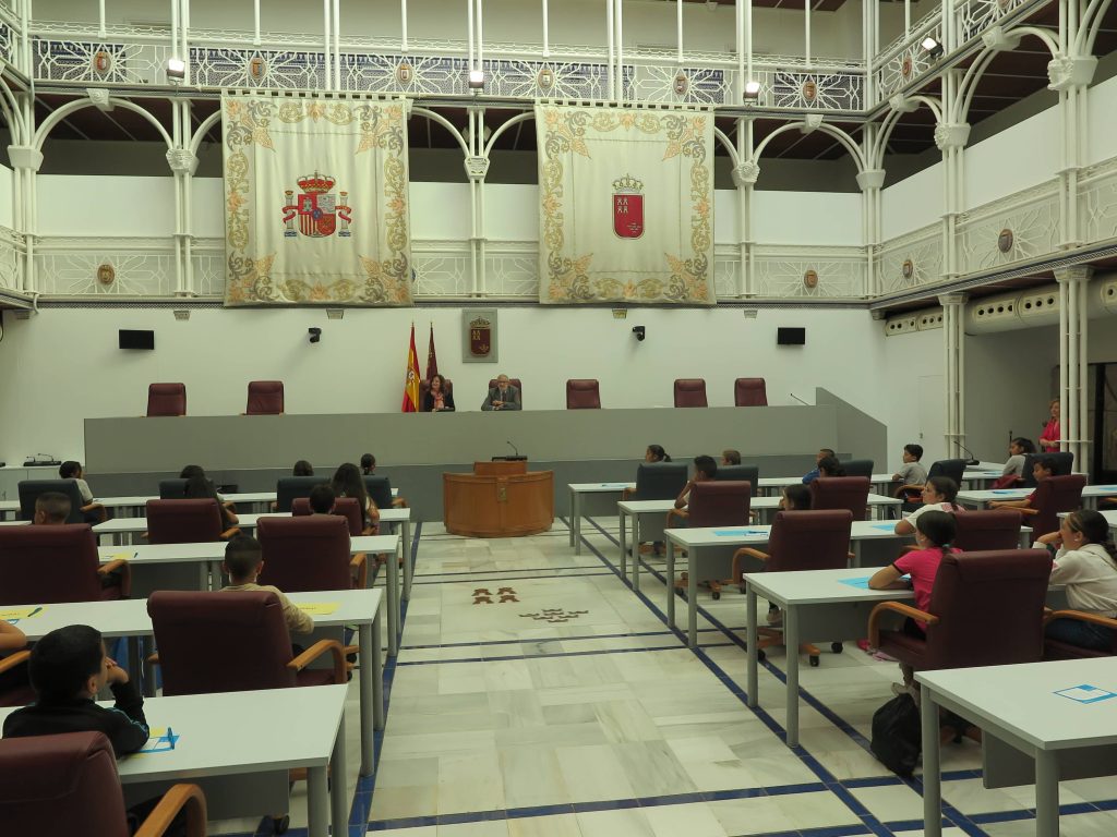 diputados-por-un-dia-murcia-2023